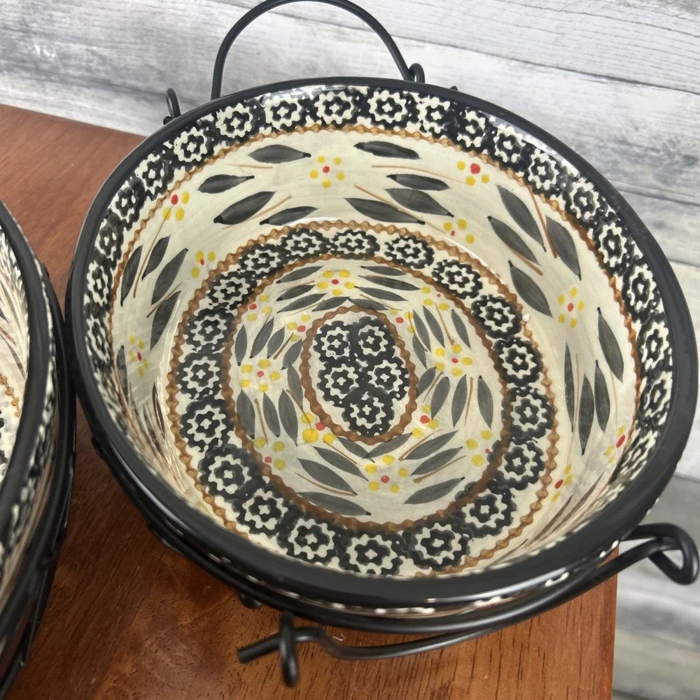 2 Temp-tations By Tara 1.5QT & 1QT Baking Dish & Wire Racks Old World Black